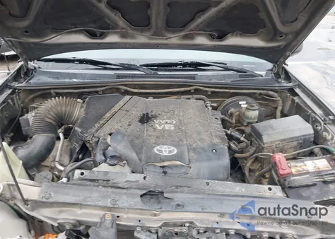 2010 Toyota Tacoma Prerunner V6 from USA, damaged, VIN 3TMKU4HN9AM025059